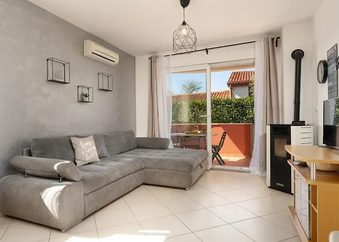 Apartamento Foenic By Briskva