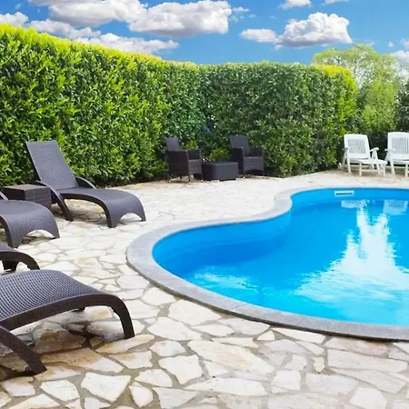 Apartment Foenic Tar-Vabriga